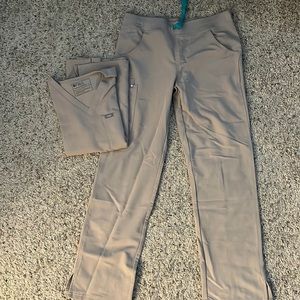 Khaki figs size small with cargo pant